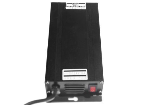 60Hz 6A 500g 240V Aksesoris Perlengkapan Pencahayaan 150W DC Power Constant Voltage
